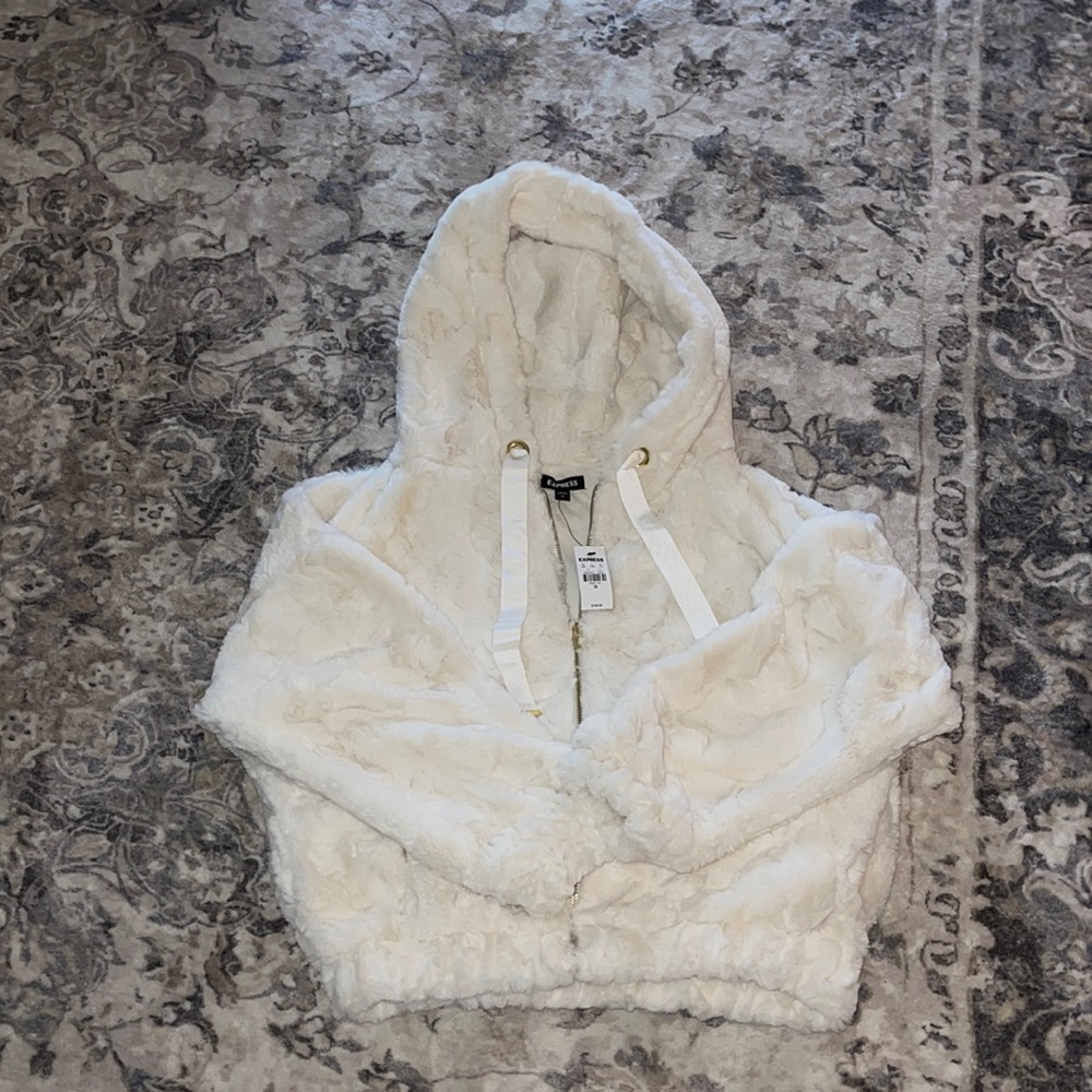 Express Furry Jacket - Picture 2 of 5